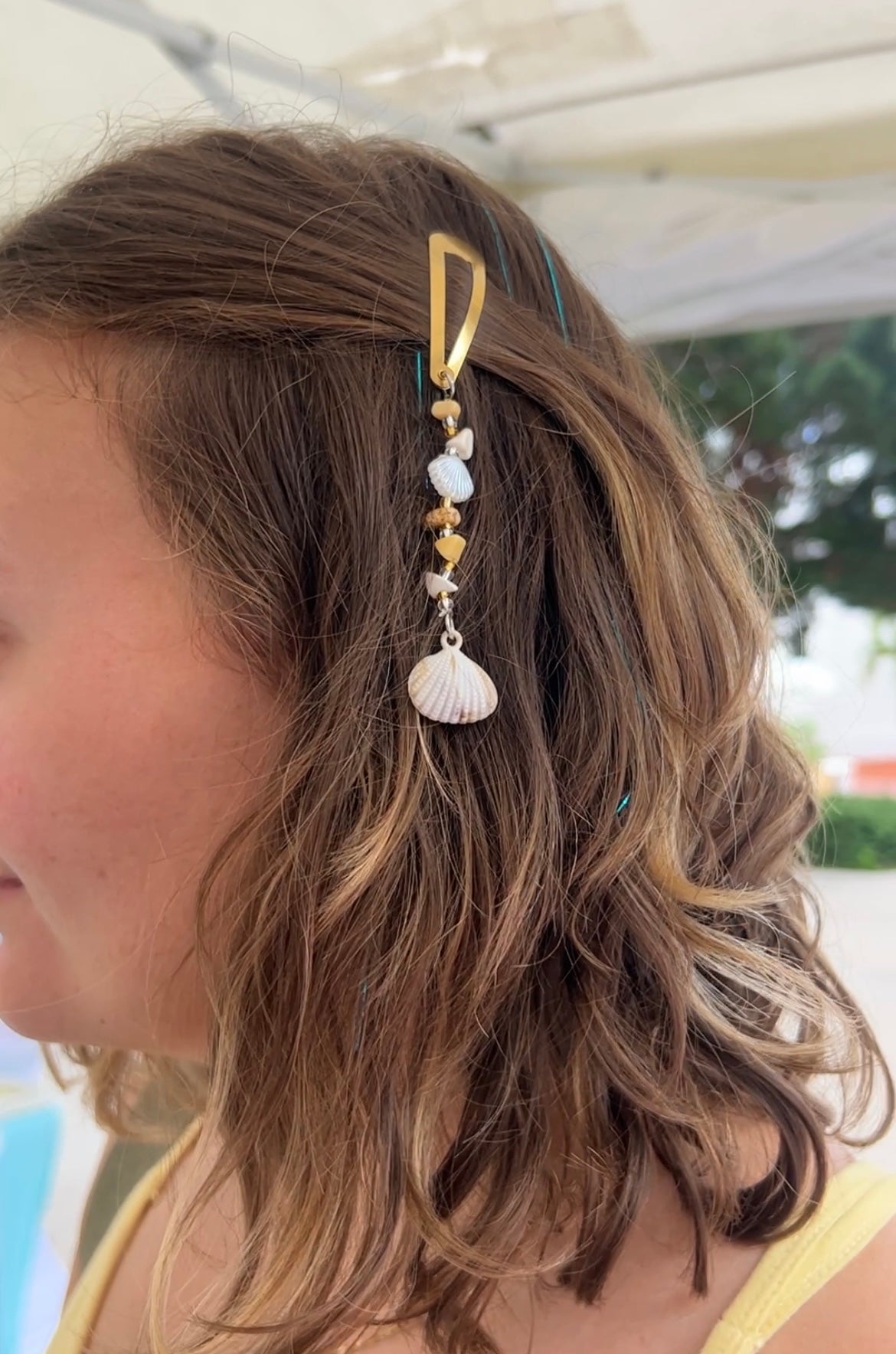 Crystal Seashell Hair Clip